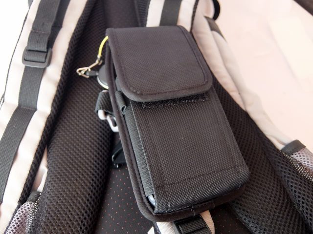 サイクリング旅行用にストラップ付きのスマホホルダーを取り付けました。 サイクリング旅行用にストラップ付きのスマホホルダーを取り付けました。