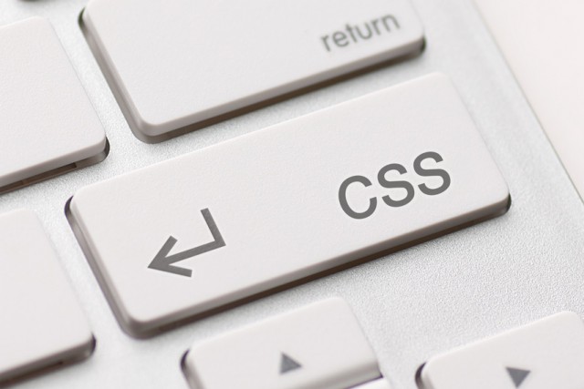 【CSS】FlexboxとPositon:Fixedを使って要素を中央固定表示する方法 【CSS】FlexboxとPositon:Fixedを使って要素を中央固定表示する方法